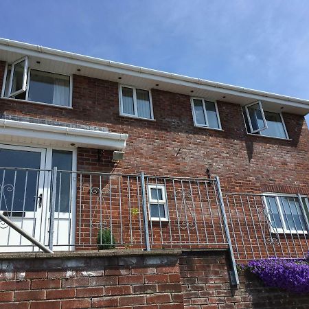 Lavender House Hotel Bridgend  Bagian luar foto