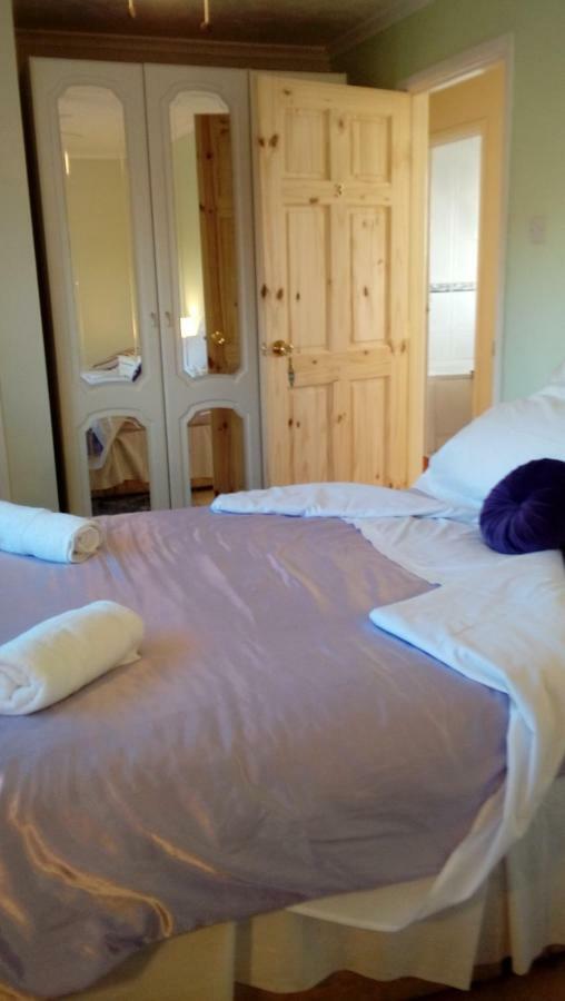 Lavender House Hotel Bridgend  Bagian luar foto